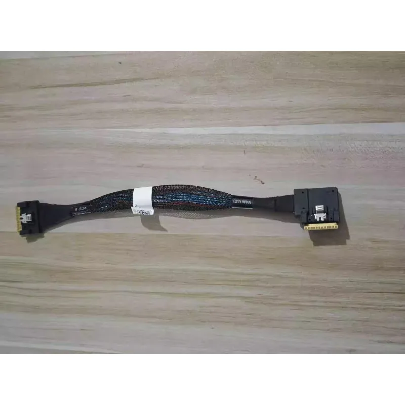 Data Cable Slim SAS SFF-8654 8i To SFF-8654 8x 74P Straight Head Right Bend
