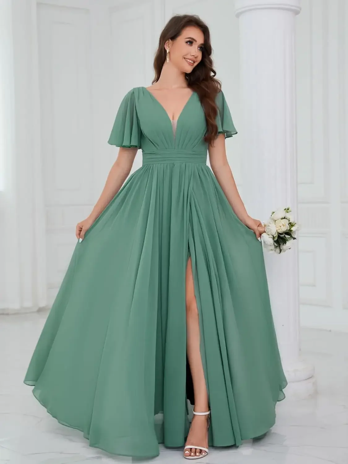 

Custom Made Summer Beach Bridesmaid Dresses Plus Size Short Sleeves Vneck Fashion Split Green Bridesmaid Group Dress QRY010