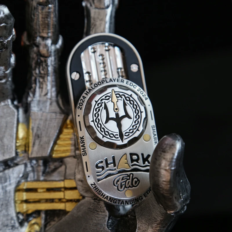 サメ機械式フィジェットスライダー ADHD 金属 EDC フィジェット