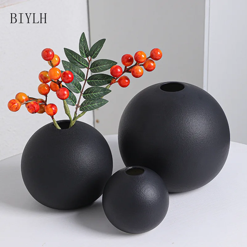 Nordic Ceramic Vase Black White Ball Home Hydroponic Plants Small Vase Porch Tabletop Flower Arrangement Decoration Ornaments