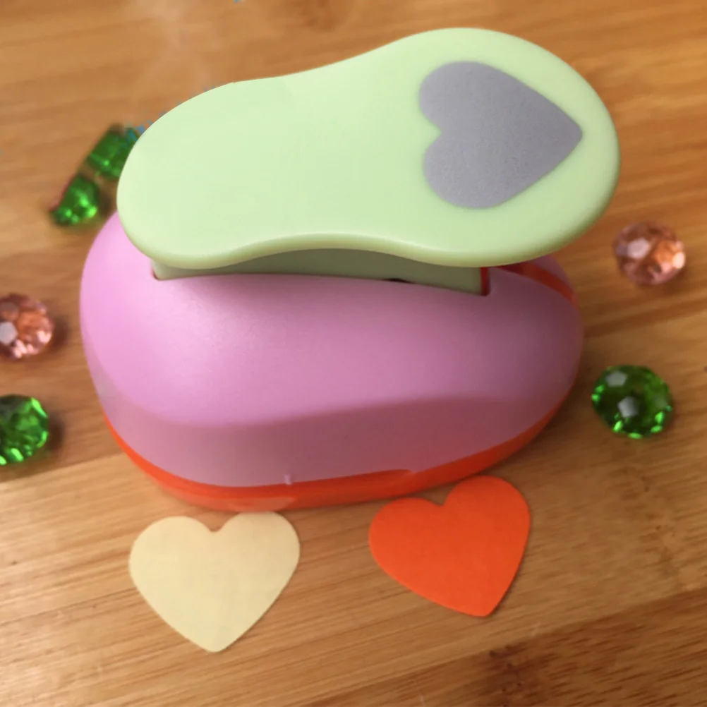 

3pcs Paper Punch Machine Round Heart Star Pattern Craft Puncher For Scrapbooking Gift Wrapping Kraft Paper Hole Punch Tool Art