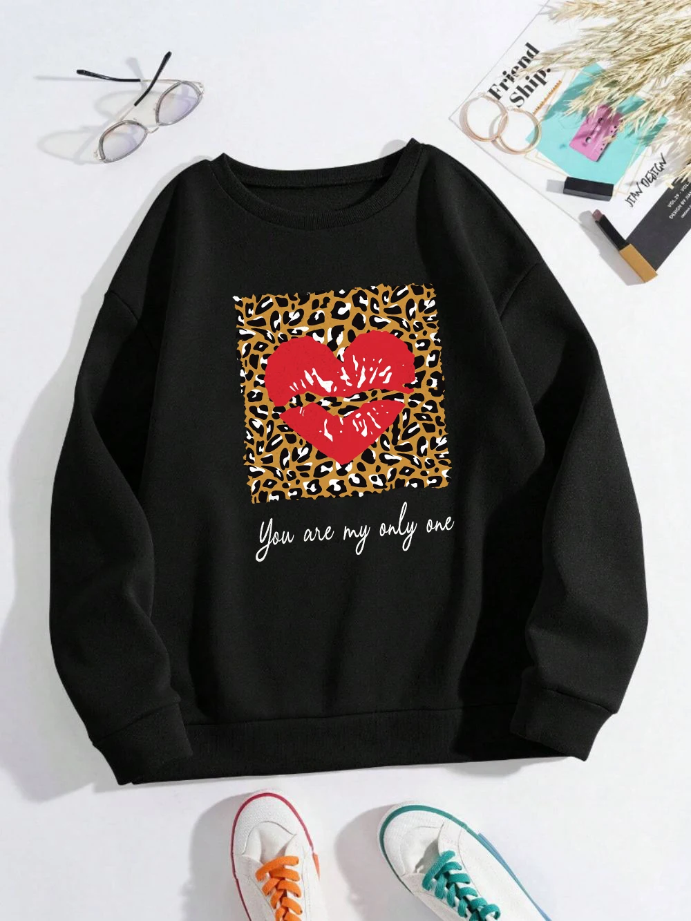 Autumn Womens Pullover Leopard Lip Love Graphic Printing Hoodie Loose Crewneck Warm Fleece Sweatshirt Street Female Clothing