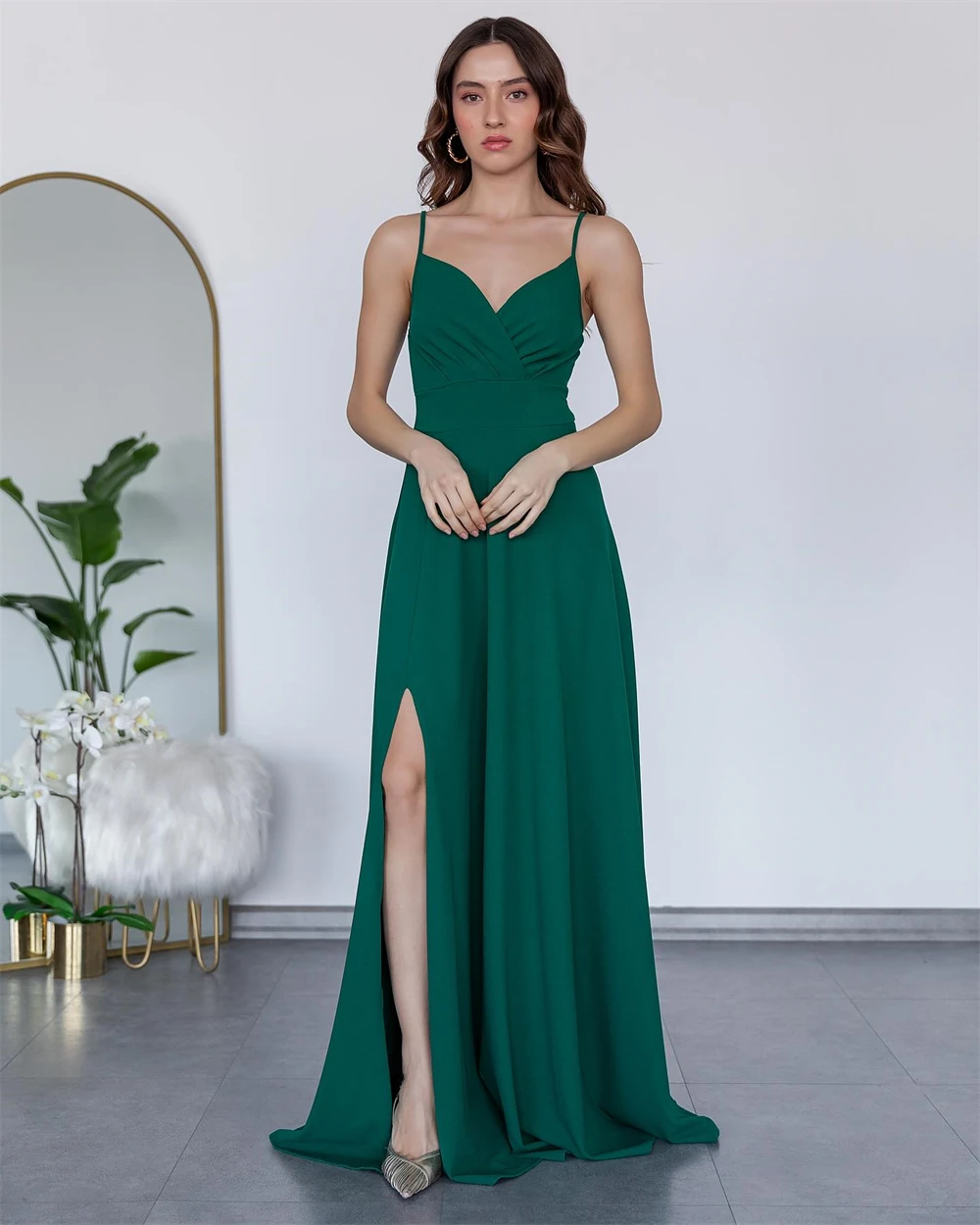 

Spaghetti Straps V-neck Prom Dresses With Split Side Corset Pleated Backless Formal Party A-line Floor-length Bridesmaid Gowns