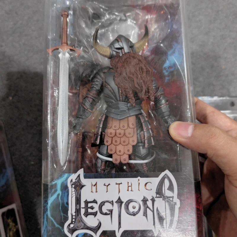 ฟิกเกอร์แอ็คชั่น Four Horsemen Studio Giant Axe Red Skull ของสะสม ของเล่นสะสม ของขวัญ ชุดของตกแต่ง มีสินค้าในสต็อก