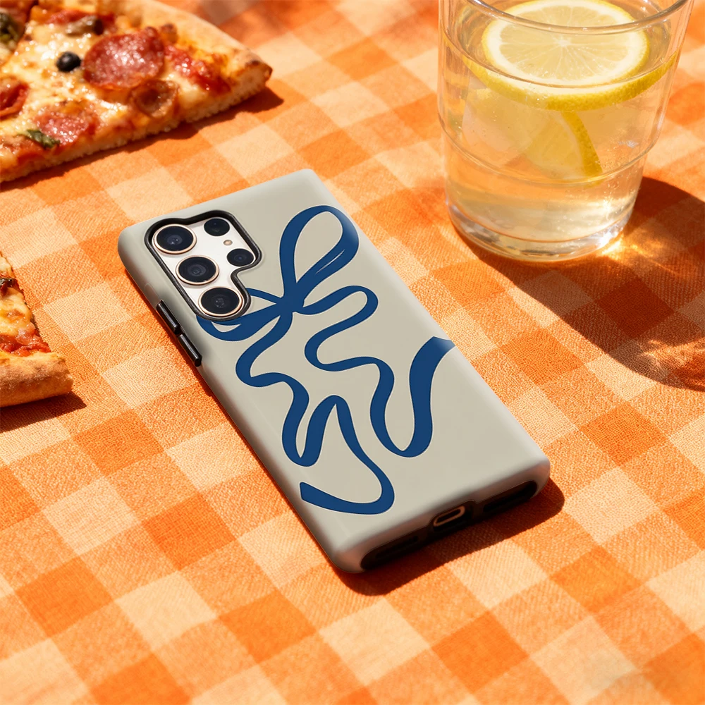 حافظة هاتف بفيونكة زرقاء كريمية لهاتف سامسونج جالاكسي S25 Ultra S24 S23 Ultra Plus غطاء خلفي لامع بطبقة مزدوجة