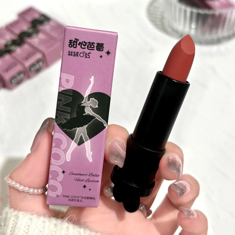 Sexy langdurige matte lippenstift fluwelen waterdichte lipgloss non-stick cup lip tint dames