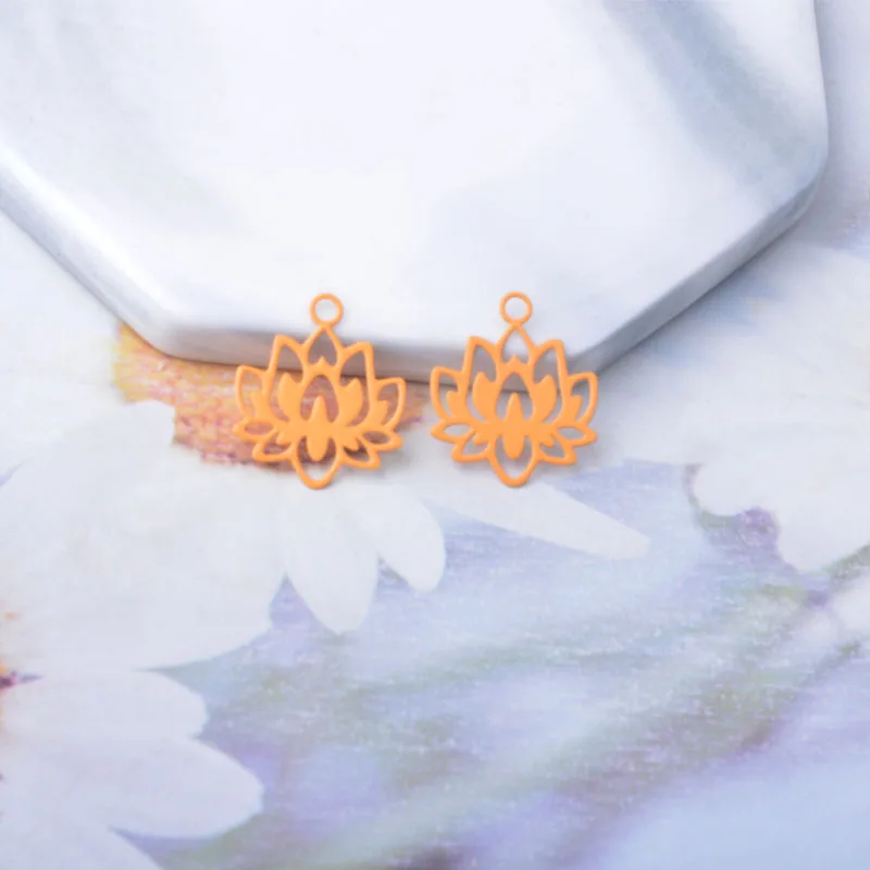 50 Stück AC14606 Messing Laser-geschnittene Dünne Lotus-Anhänger für DIY-Schmuck, Ohrringe und Halsketten – Detail 7