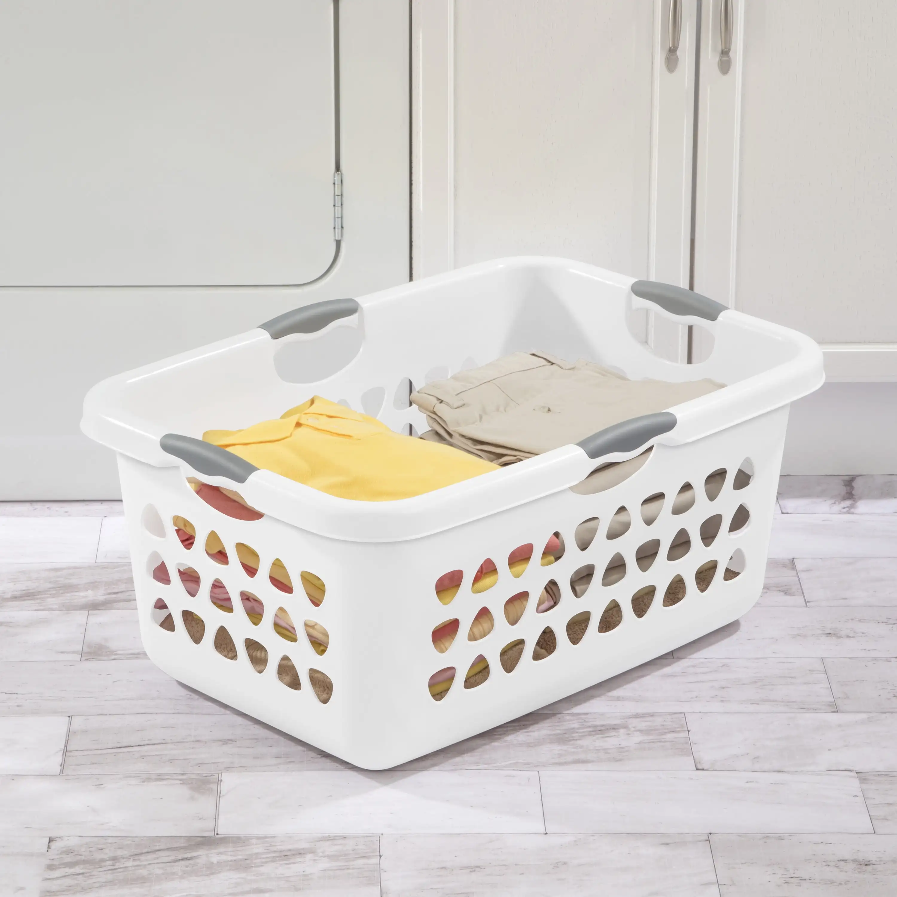 Sterilite 2 Bushel Ultra Laundry Basket Plastic, White, Set of 4