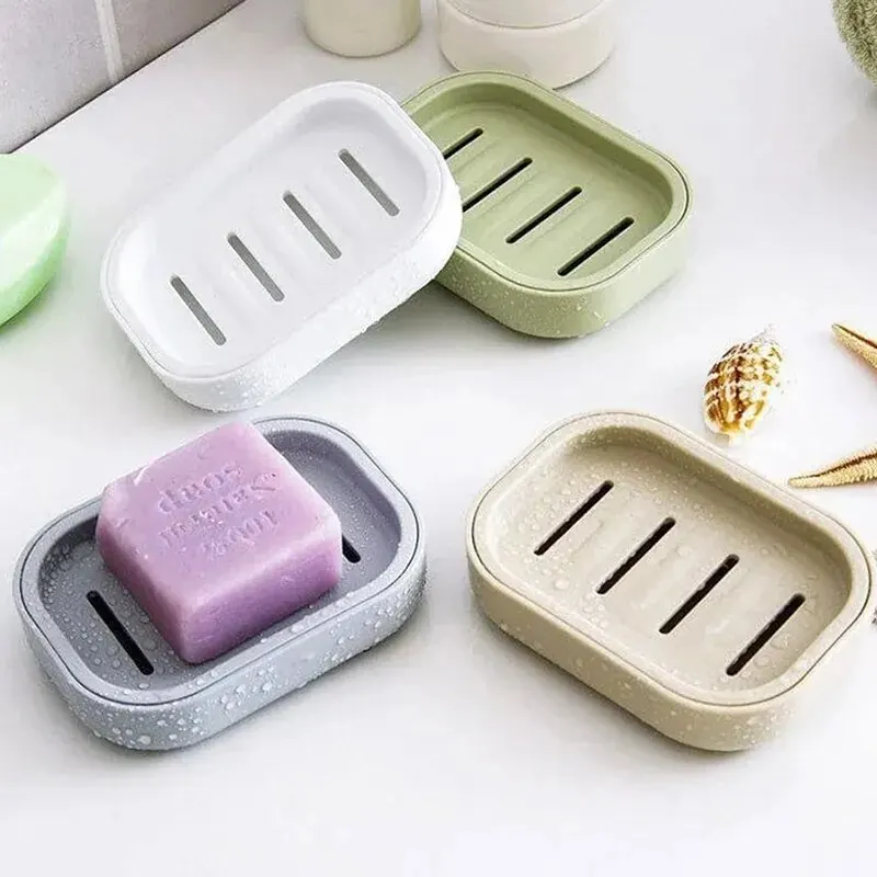 2 Square Thickened Portable Soap Boxes Plastic Soap Boxes Drain Soap Tray Family Bathroom Soap Box Cover for Easy Travel