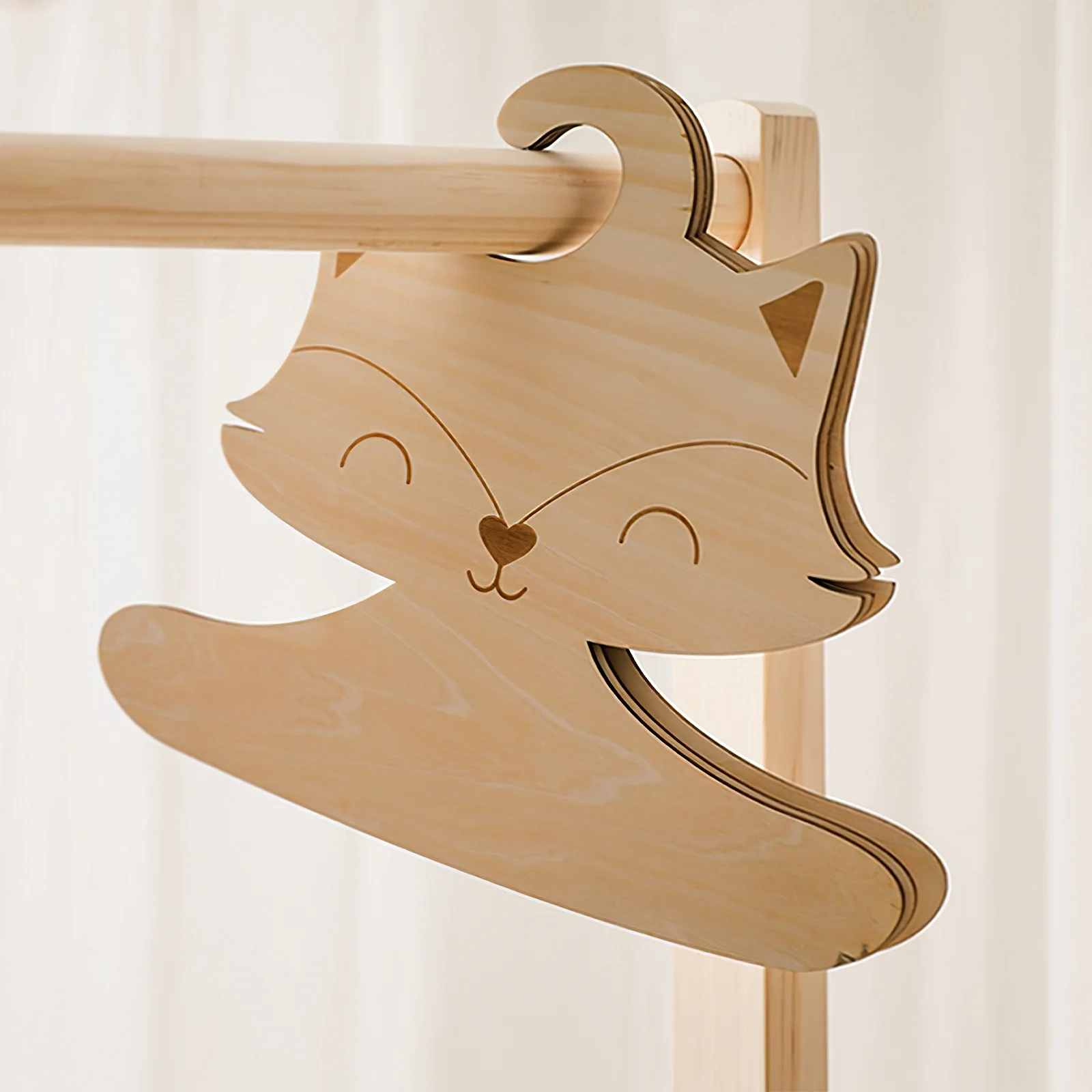 

5pcs Cartoon Animal Hangers Baby Clothes Wardrobe Wood Foldable Kids Pants Shirts Home Closet ganizing Photo Prop