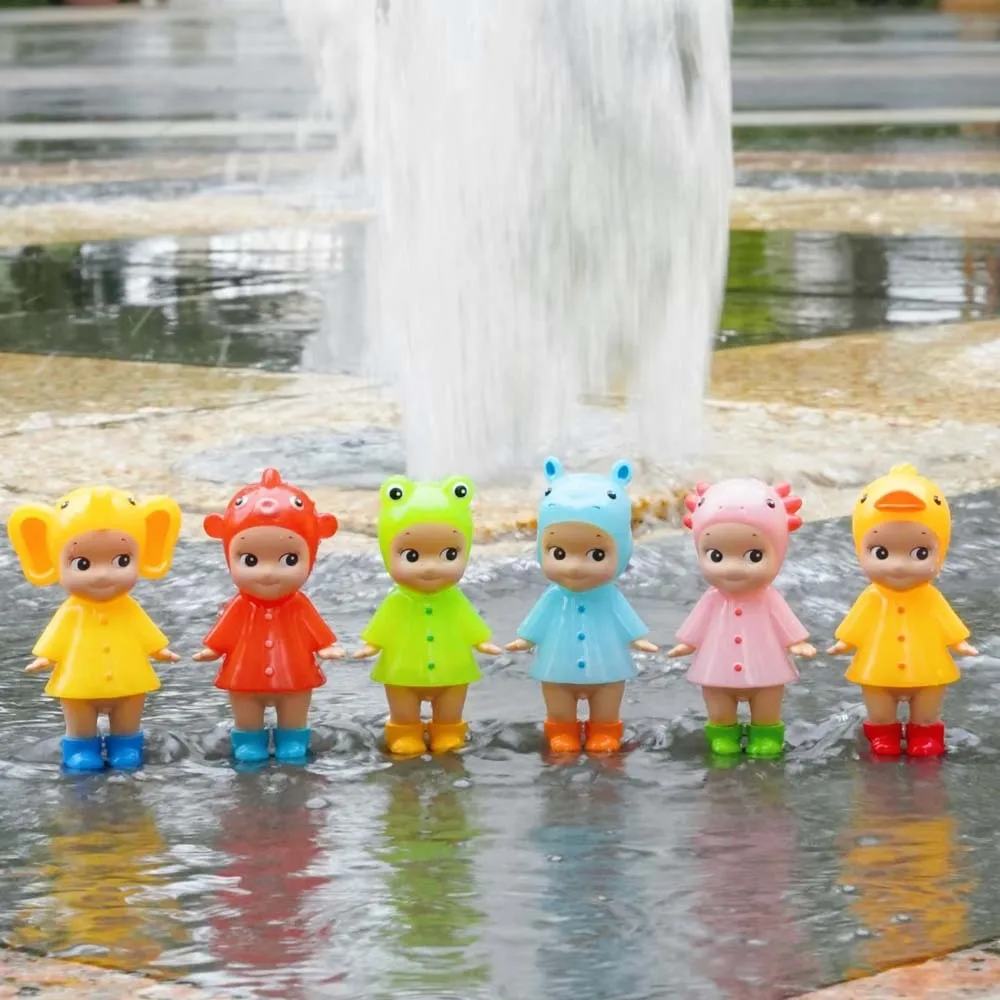 Figura Miniatura Sonny Angel, Serie I Love Rainy Day, Caja Sorpresa Misteriosa con Chocolate, Muñeca de la Suerte, Regalo para Niñas