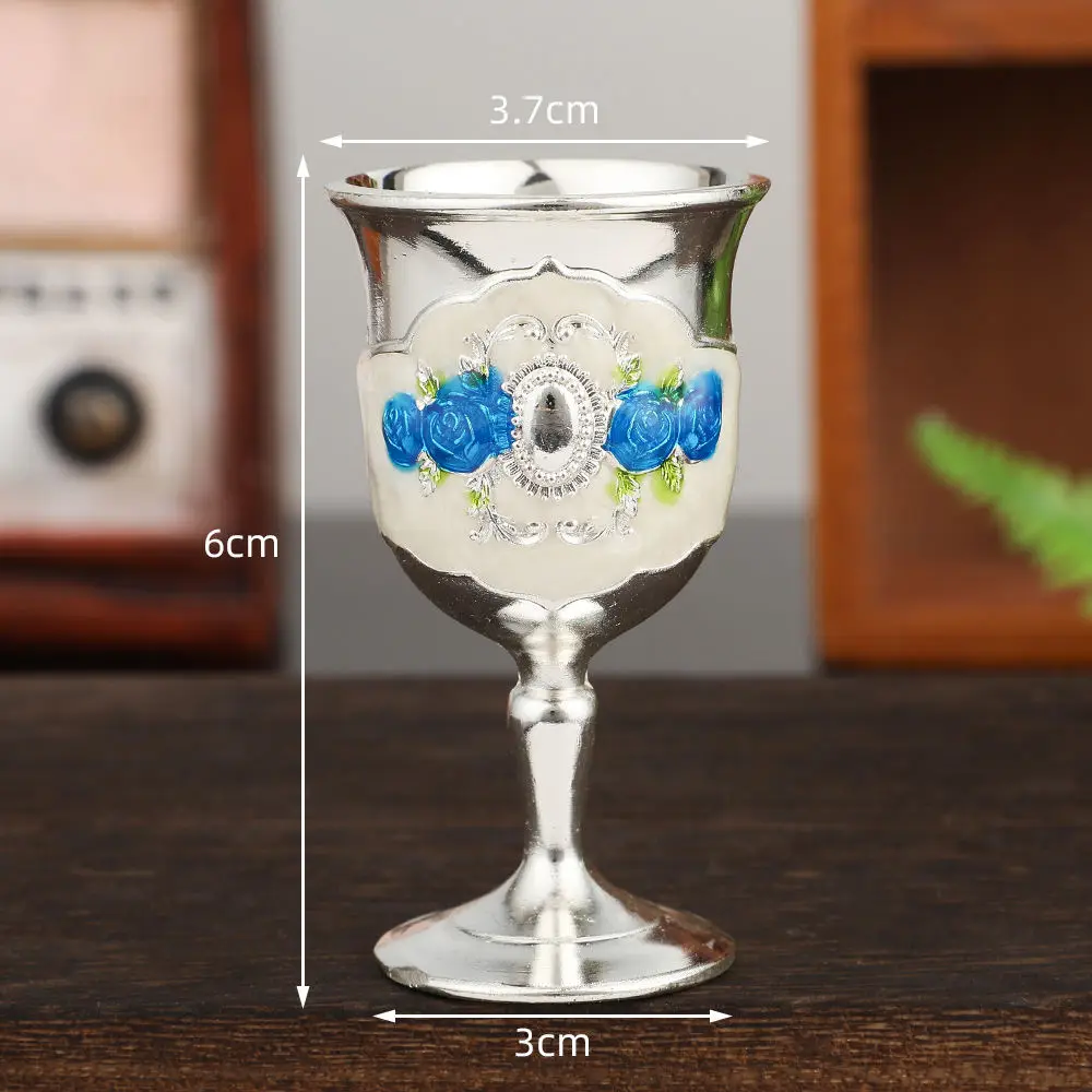 Vintage Metal Liquor Glass Luxury European Creative Wine Cup Household Barware Table Decorative Ornate Spirits Shot Goblet