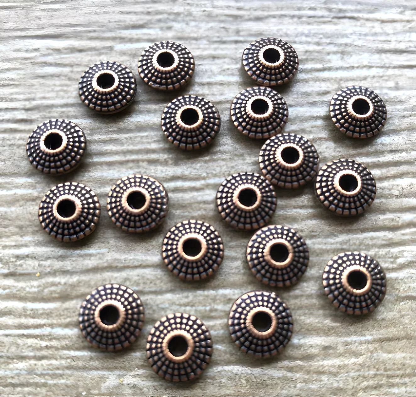 

30pcs 8.3*3.7mm, hole 1.6mm Alloy metal antiqued copper oblate spacer beads HWH2911