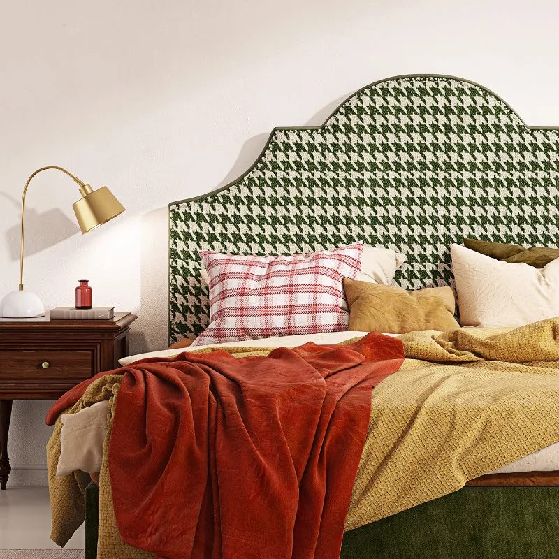 

Modern master bedroom luxury atmosphere double bed American retro Internet celebrity bed