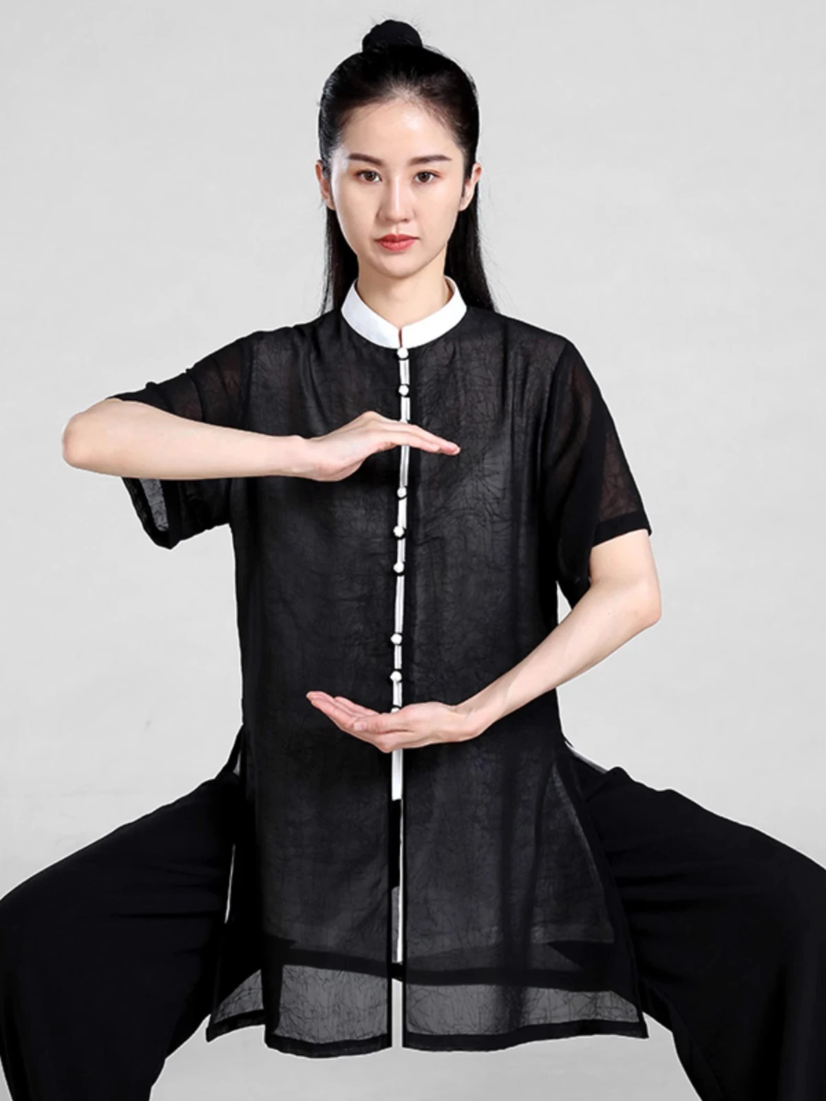 Kun Master Elegant  Kung Fu Uniform Women's Tai Chi T-Shirt with Short Sleeves - Quick-Drying for Summer