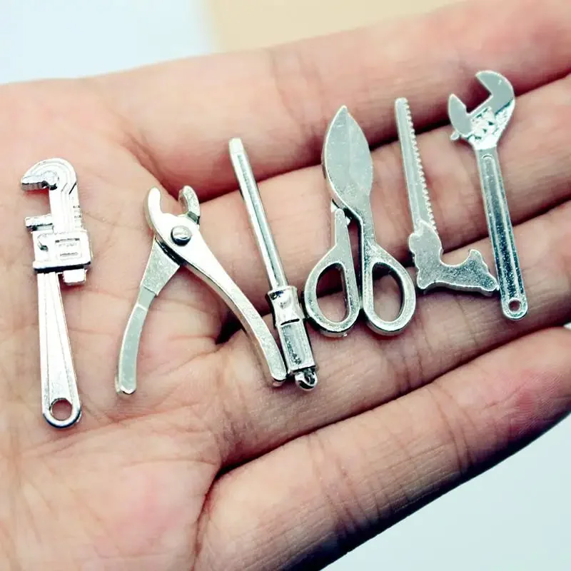 5 pçs 1:12 casa de bonecas em miniatura liga chave ajustável alicate ferramentas conjunto modelo reparo para casa boneca decoração crianças fingir jogar brinquedos