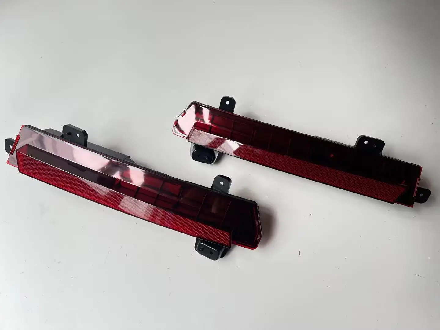 1pc for Cadillac Escalade  2015-2020 Rear Reflector