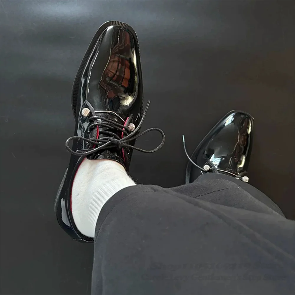 2026 New Patent Leather Derby Shoes Men Pointy Toe Formal Lace Up Work Commuting Wedding Shoes Designer Brand Dress Shoes