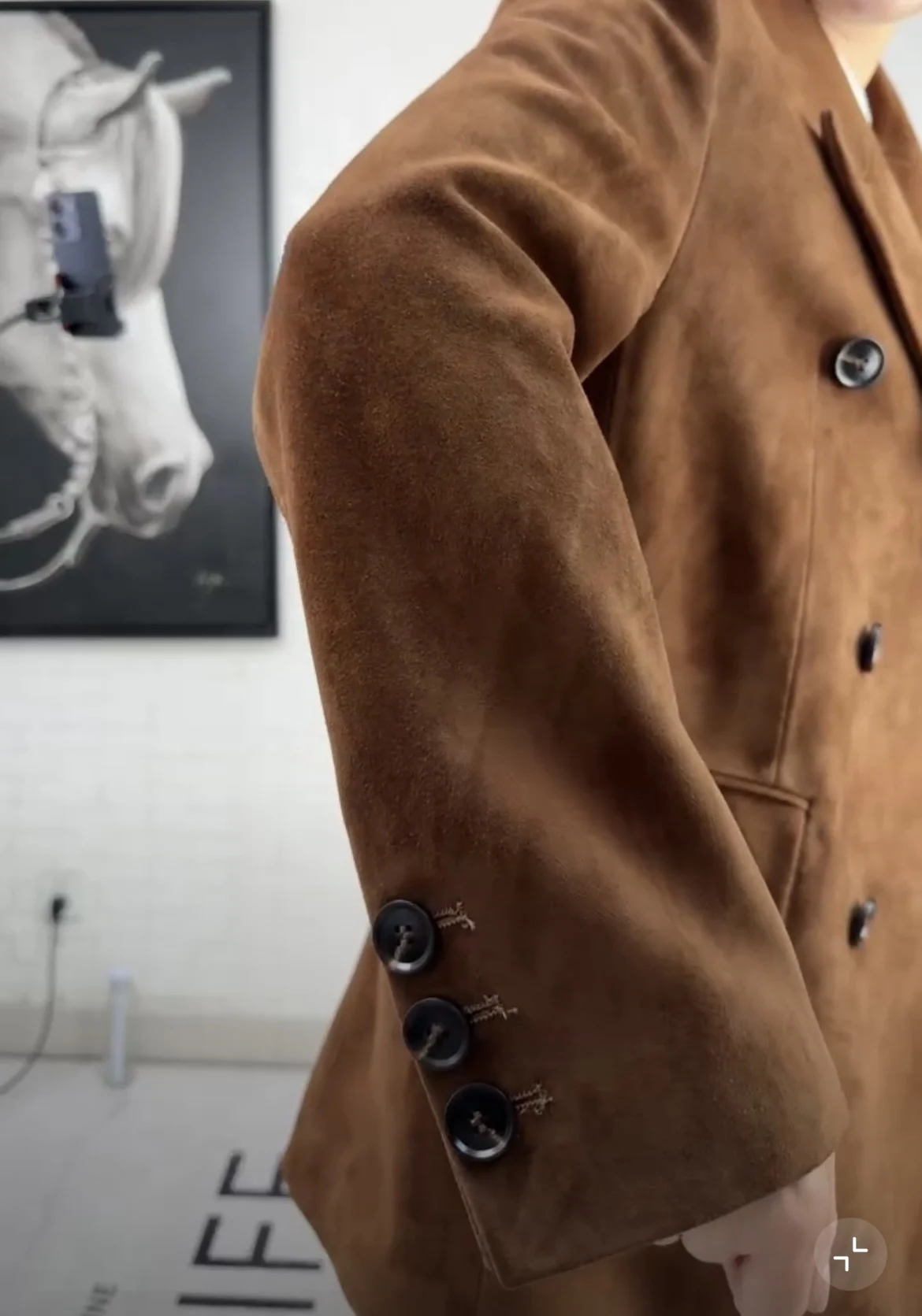 Turn-down Collar High-end Kid Suede Leather Jacket for Women Winter Pockets Slimming Coat Filled With Mulberry Silk Deep Brown