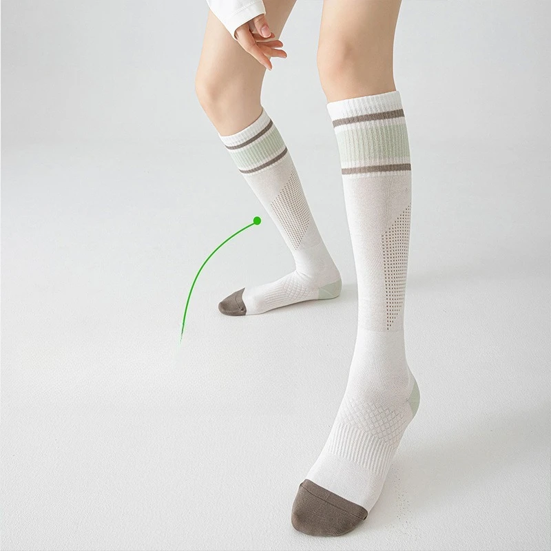 

1/2 Pairs Summer Spring Ultra Thin Compression Socks Mesh Breathable Deodorant Calf High Tube Sports Socks for Tennis Running