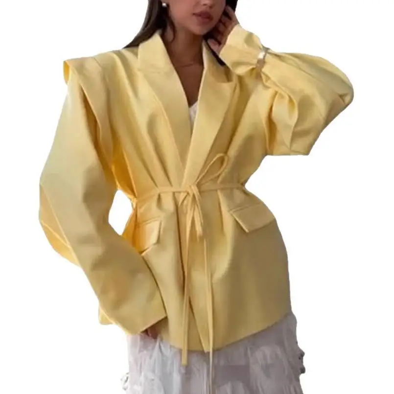 بدلة فضفاضة من Ele Spring 2025 بلون نقي مع وسادات كتف وحزام Briti Sle ملابس عمل نسائية طويلة Sve