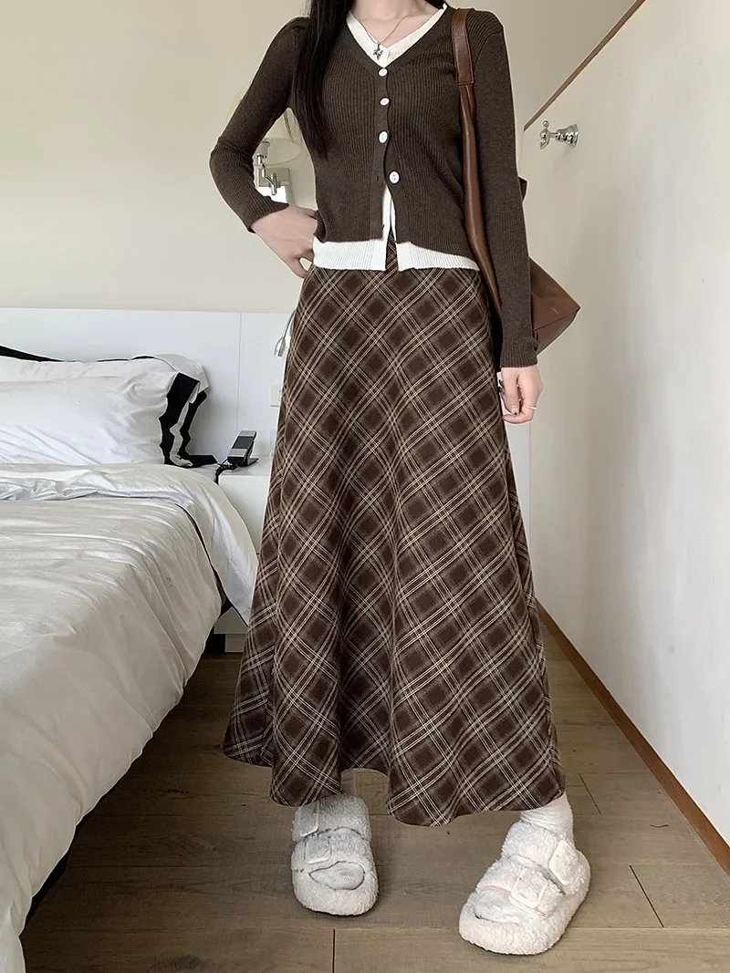 Vintage Plaid Long Skirt Women Korean Fashion Elastic High Waist  A-line Skirt Female Preppy Style Slim Fit Outwear Clothes Y2k