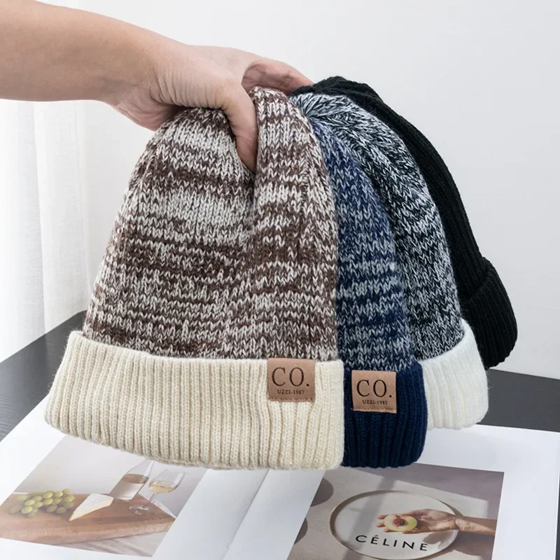 

New Unisex two-tone Winter Hats Add Fur Lined Men And Women Fashion Warm Beanie Cap Casual Winter Knitted Hats