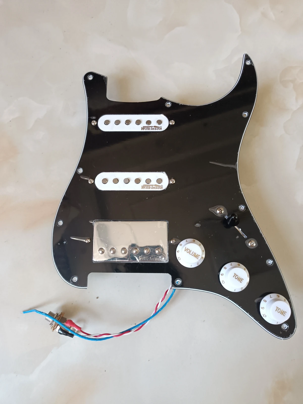 

SSH Upgrade Loaded Pickguard Set Multifunction Switch White Wilkinson WVS Alnico 5 Pickups 5 Way Switch Guitar Accessories