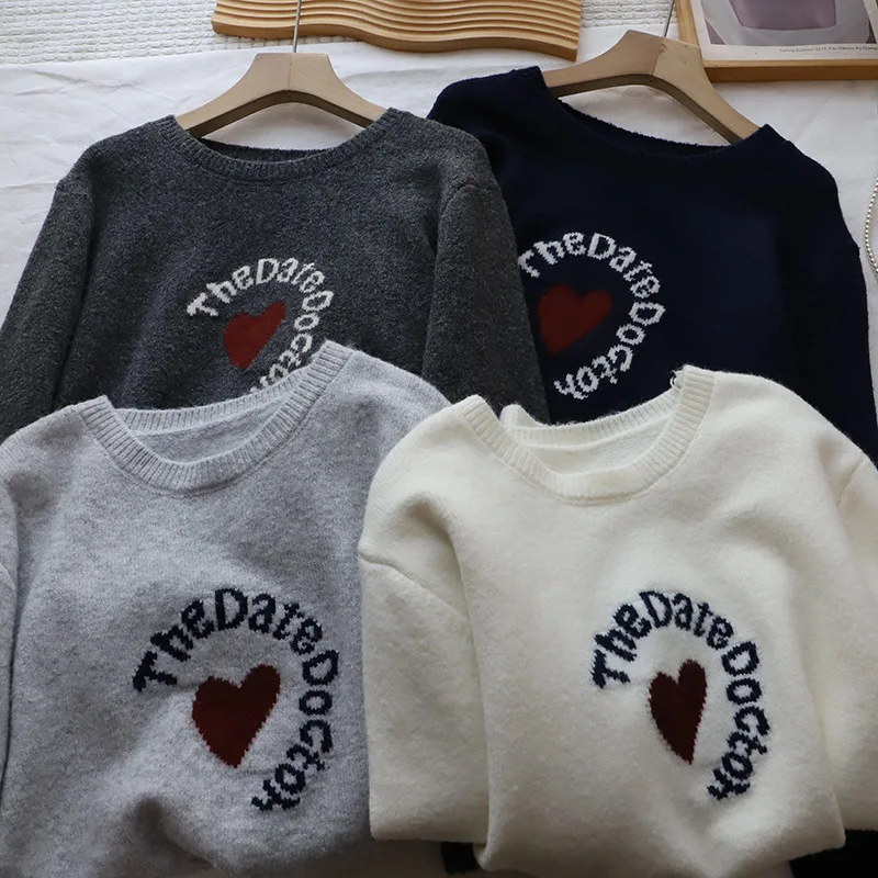 

Женский круглый вязаный свитер с буквенным принтом и сердечками, свободный крой, верхний топ, осень-зима, новый Sle, большие размеры, для похудения, версия...