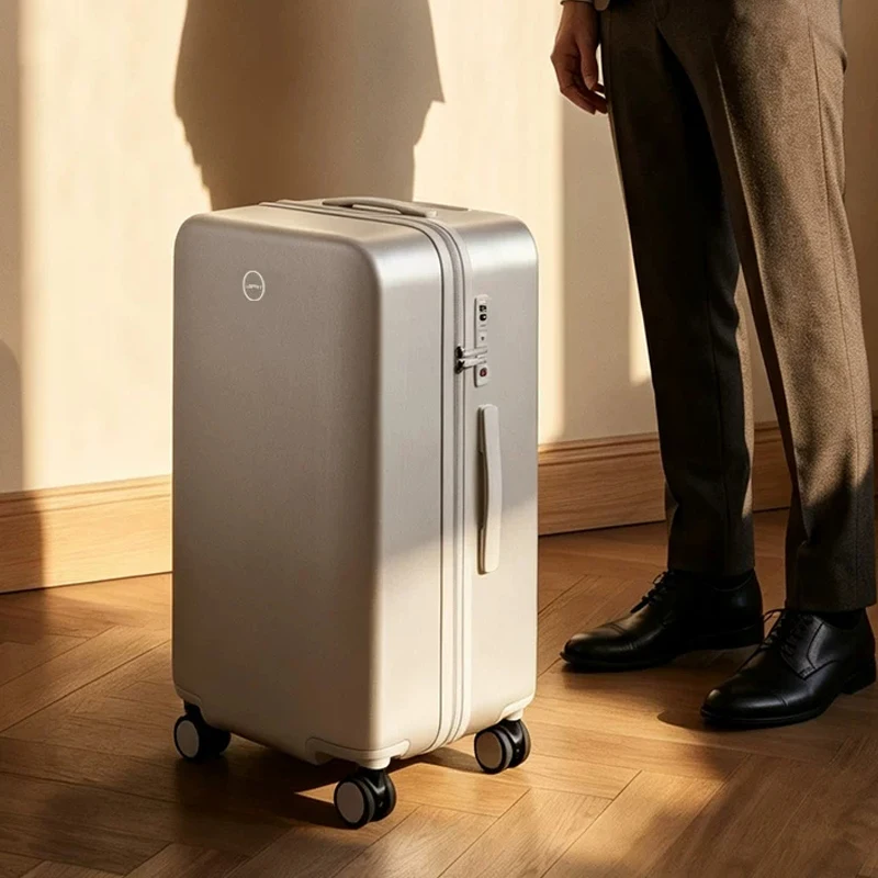 Suitcase 24/26/28-Inch Large-Capacity Rolling Luggage 2026 New Model Sturdy and Durable Carry-On Luggage with Combination Lock