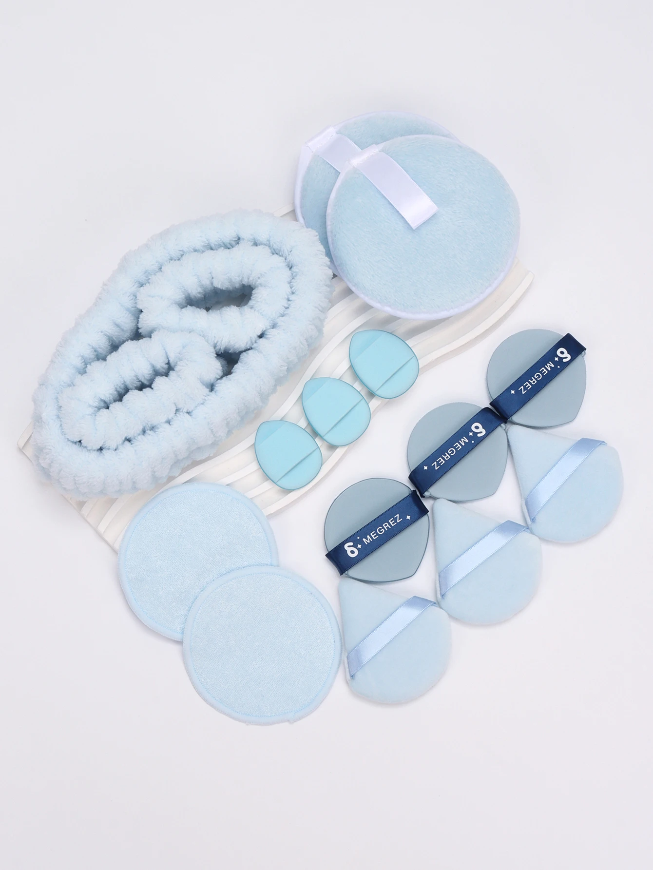 万能ヘアバンド16点セット、ヘアバンド1本、リストストラップ2本、レイジーパフ2本、2本、メイク落としパッド、三角ルース3本