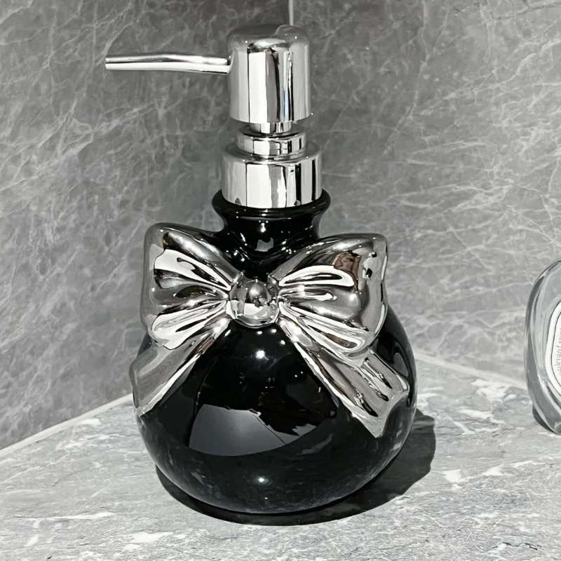 

Cute Bow Ceramic Liquid Soap Bottle Press Empty Lotion Shampoo Conditioner Shower Gel Separate Jar 350ml