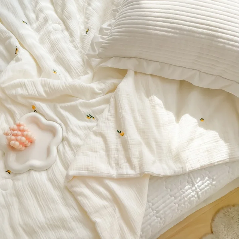 New class A small fresh double-layer wrinkled yarn washed cotton summer quilt summer cool quilt air conditioner quilt