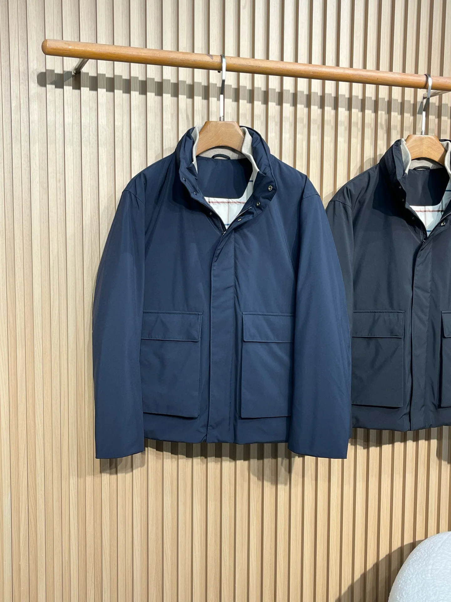 Italien 25aw 90er weiße Gänsedaunen, lässige, winddichte Daunenjacke mit altem Geld