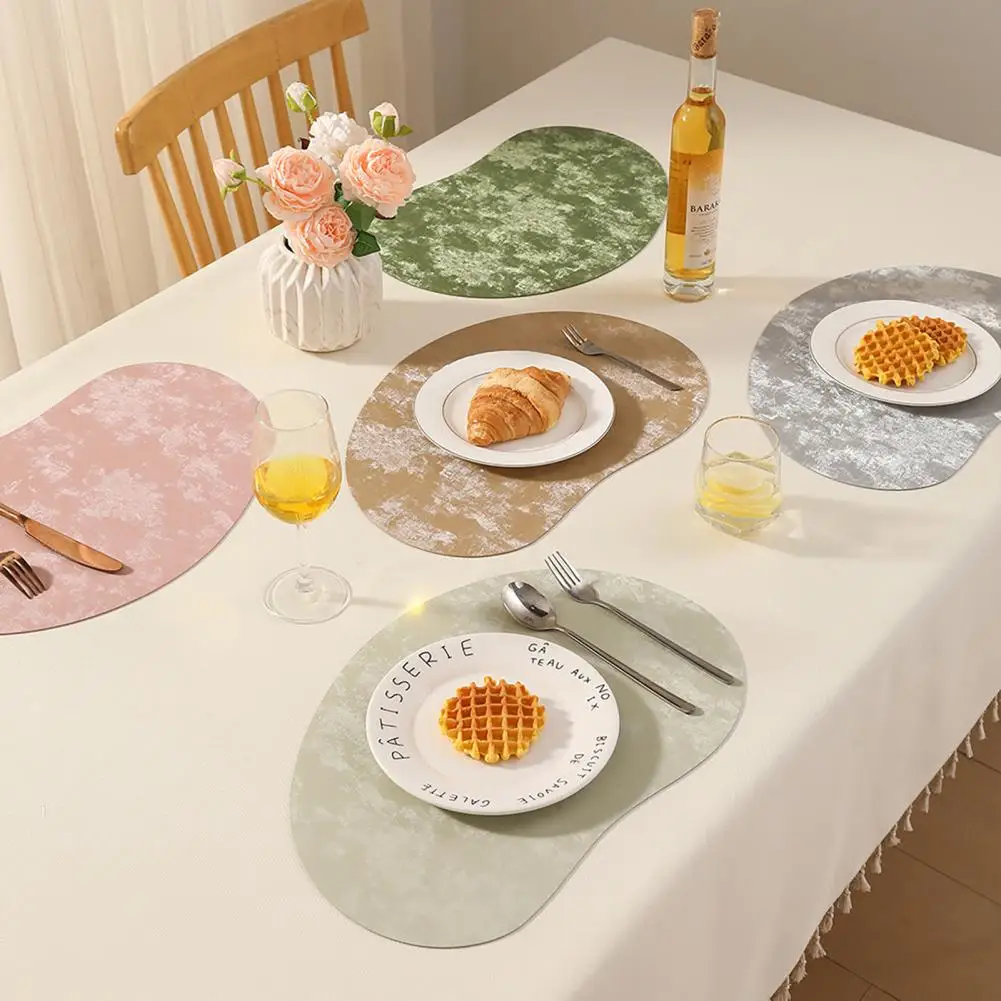 Artificial Leather Placemat Heat Insulation Placemats Cashew Nut Shape Double-sided Faux Leather Table Mats Non-slip Washable