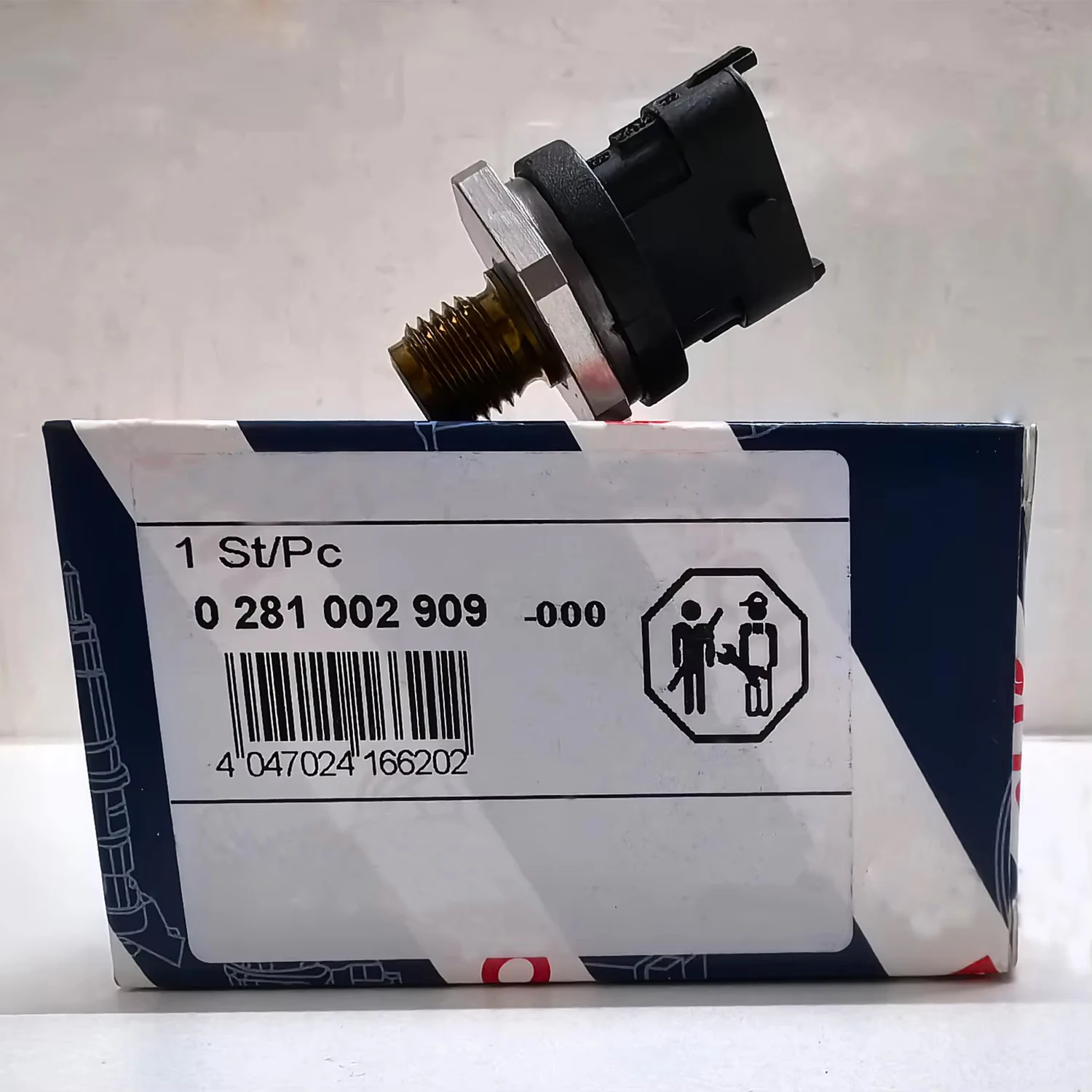 OEM In Stock 0281002909 Fuel Rail Pressure Sensor 0281002867 3140127000 For HHYUNDAI Tucson KIA FFIAT DUCATO BMMW Original