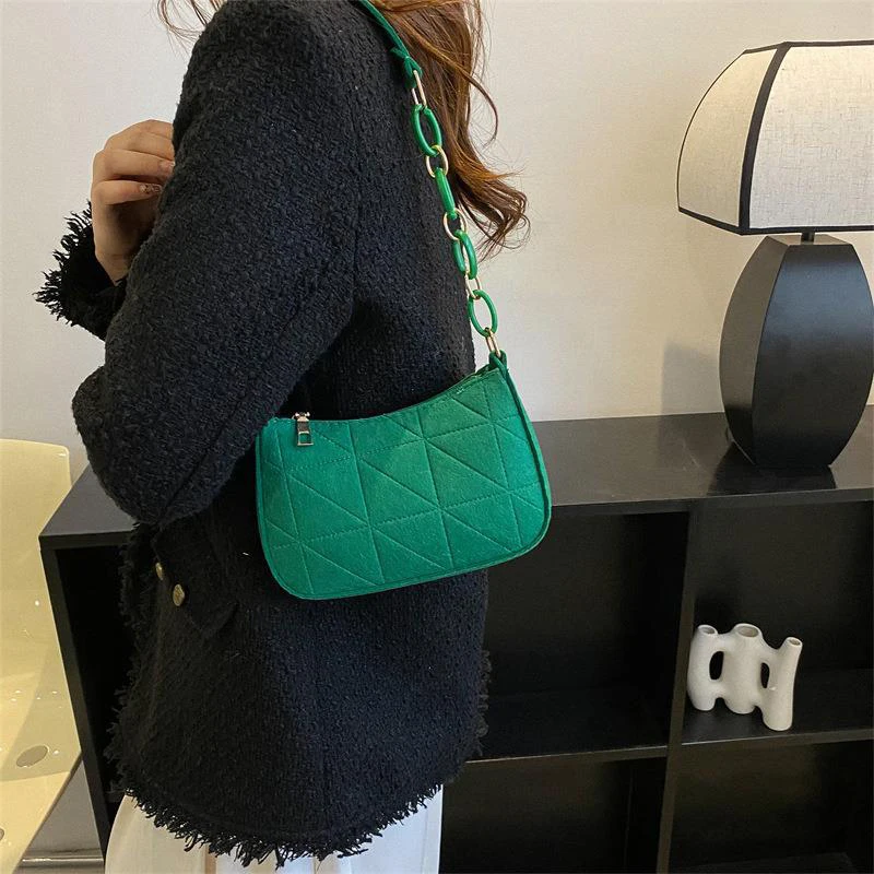 

Women's Felt Shoulder Bag Solid Color Fashionable And Lightweight Underarm Handbag