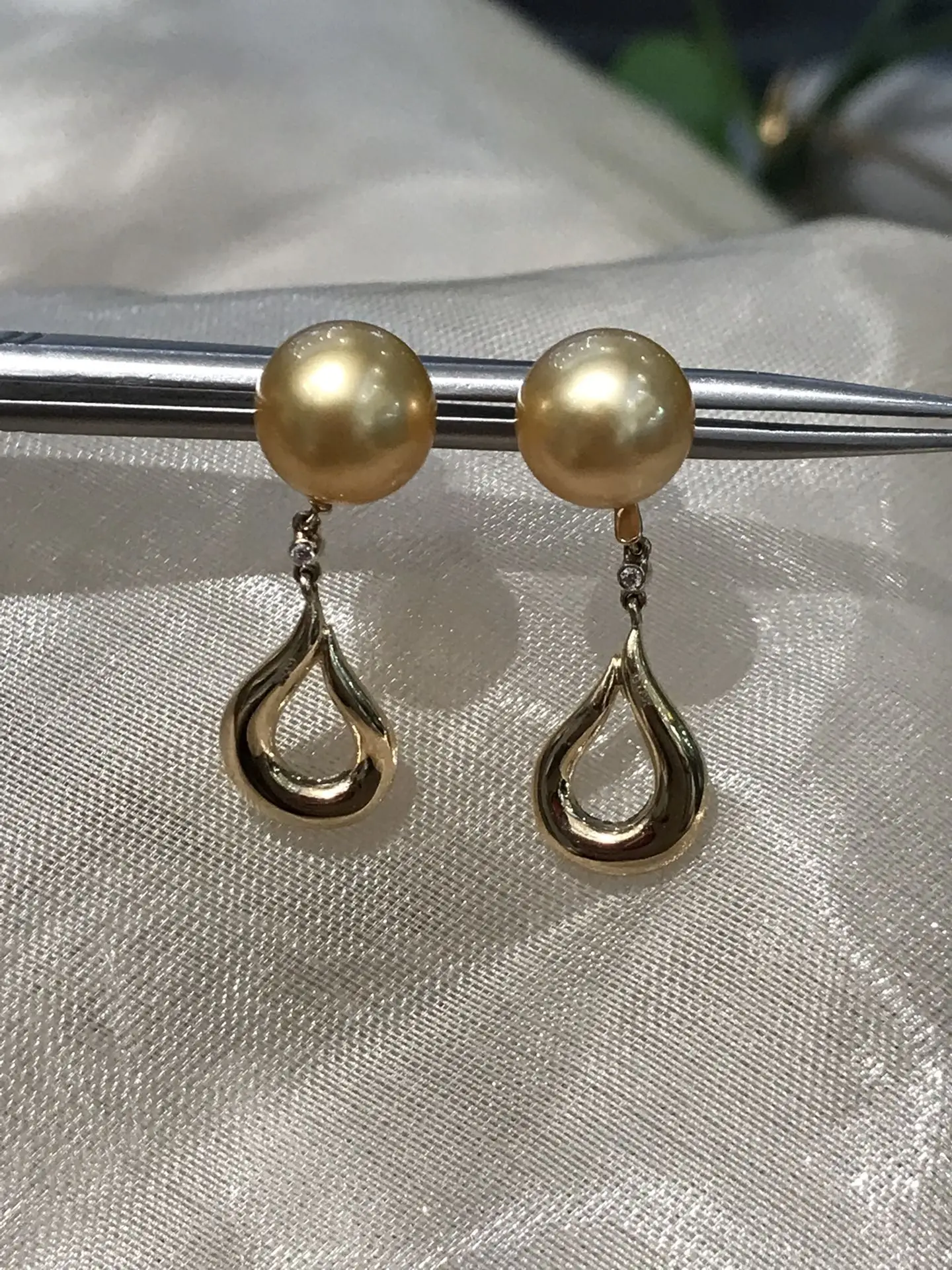 HR Fine Jewelry Solid 18K Gold 9-10mm Natural Sea Water Gold Pearls Drop Dangle Earrings for Women Fine Presents