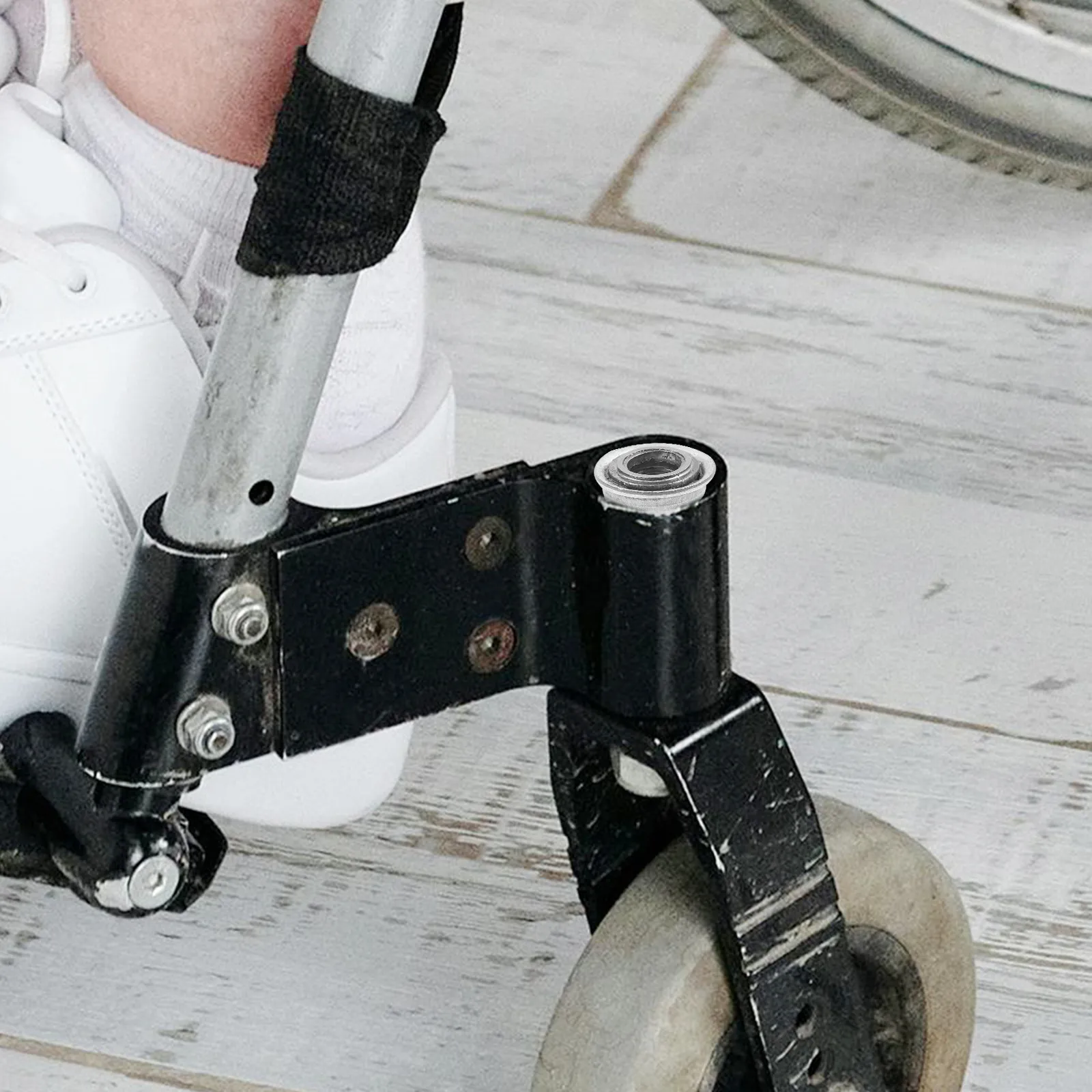 

4Pcs Wheelchair Front Wheel Bearing Manual Wheelchair Bearing Internal Parts Stable Support Replacement Bearings for Small