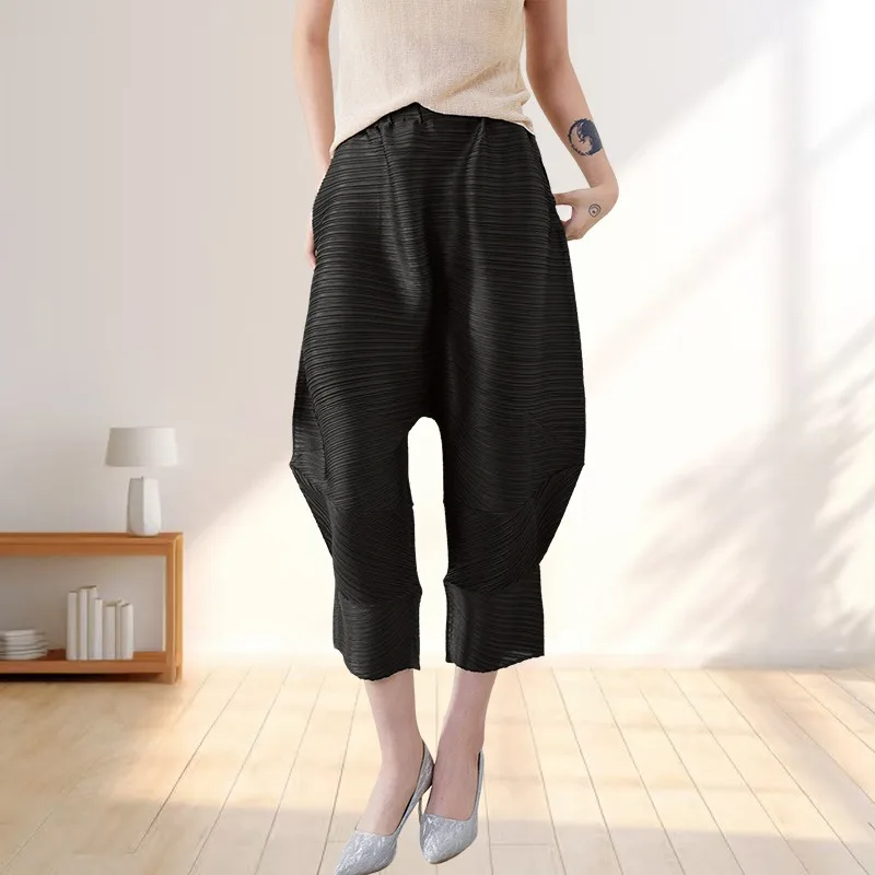 

Японские женские плиссированные брюки Miyake, новые летние брюки с высокой талией и маленькой стопой, семь минут, легкая удобная эластичная одежда