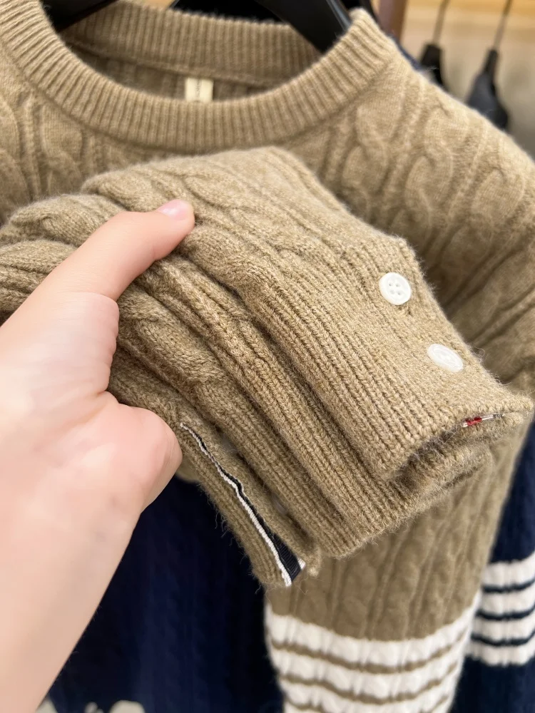 Hochwertige Rundhalspullover Herren Casual Neue Trend Marke Persönlichkeit Streifen Zipper Herbst Winter Komfort Warm Stricken Sweater – Detail 22
