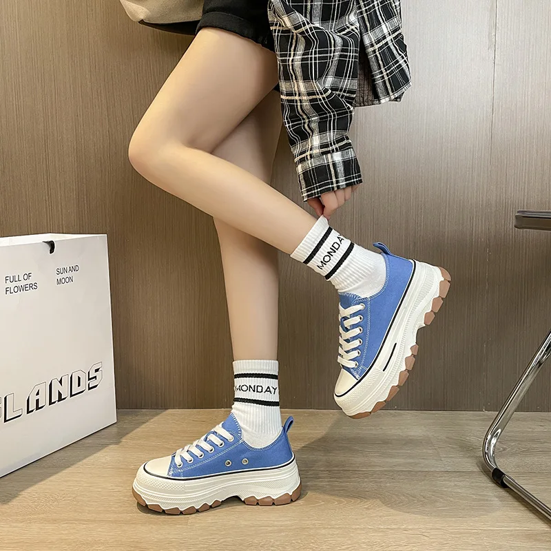 2024 Women Canvas Flat Shoes  Spring and Autumn New Fashion Thick Soled Canvas Height Increasing Women Casual Sports Shoes