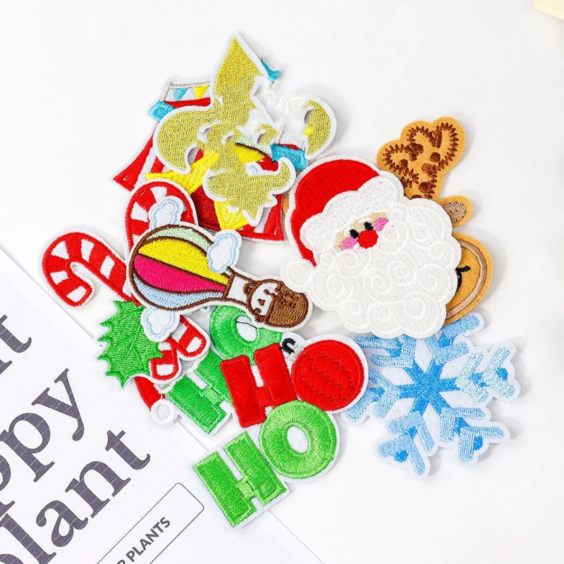 Nieuwe Mode Leuke Diverse Kerst Geborduurde Patches Stof Applicaties voor DIY Kleding en Vakantie Decor Kerstman, Rendier