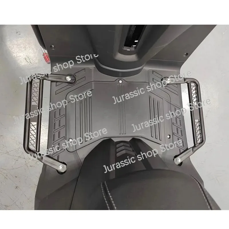 

Best Quality Tank GY6 125CC 150CC 200CC Motorcycle Protection Device Foot Pedal Guard Parts Yamahas Zuma 125 2023 Windshield