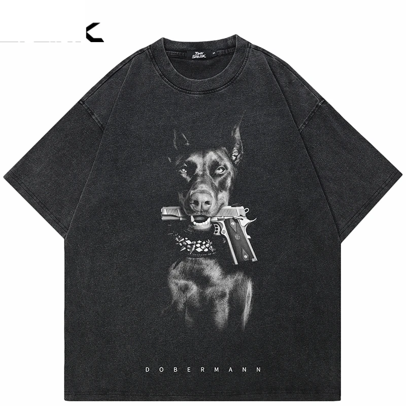 

Винтажная потертая черная футболка в стиле хип-хоп 2025 года, уличная футболка с рисунком Doberman Dog Gun, хлопковая футболка унисекс, мужские топы, футболка в стиле хипстер