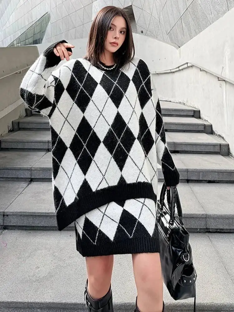 Size Black Big Sweater Skirt Two Pieces Suit New Round Neck Long Sleeve Women Fashion Spring Autumn 2026 GHKI
