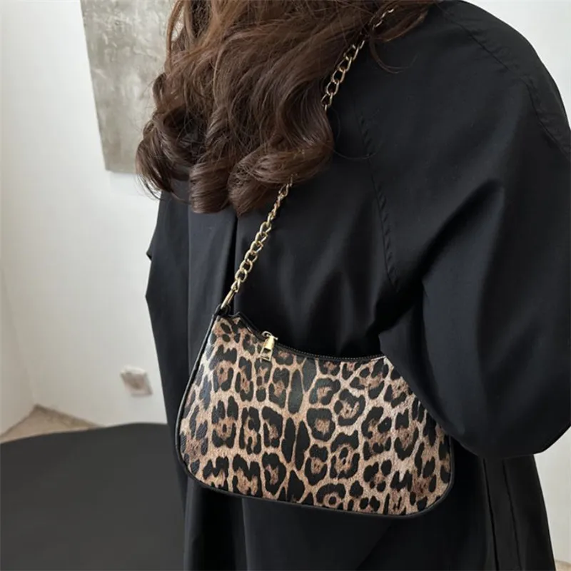 bolsa-de-axila-com-corrente-estampada-de-leopardo-retro-bolsa-de-ombro-elegante-e-versatil-para-mulheres-para-trabalho-diario-viagens-festas-e-presentes