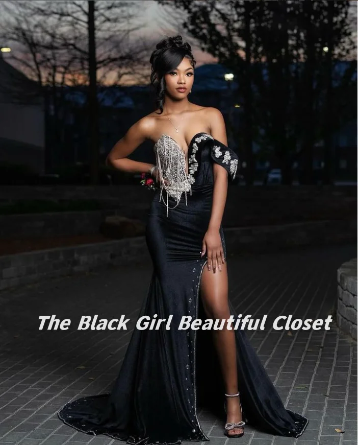 Pure Black Elegant Evening Gowns African Girls Diamonds Sequins Pearls Tassels Applique Decoration Prom Dresses High Slit Gowns