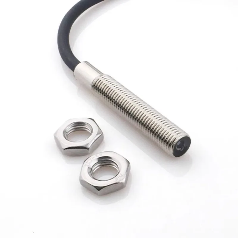 The latest M8 diffuse reflection photoelectric switch sensor, invisible infrared light detection transparent liquid glass bag