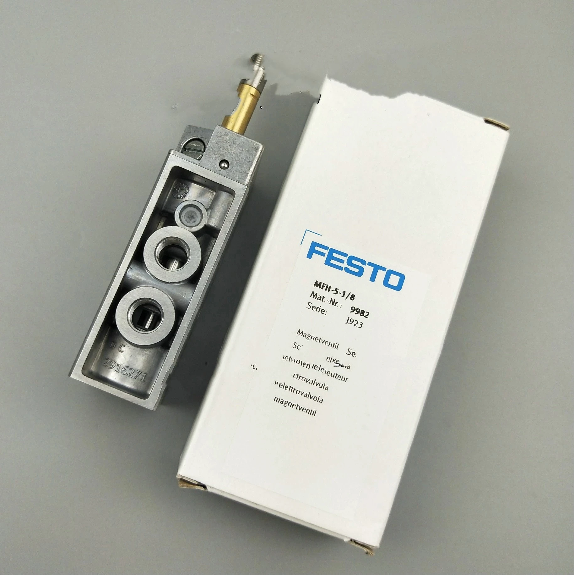 

FESTO Solenoid valve MFH-3-1/8 7802 MFH-5-1/8 9982 new original